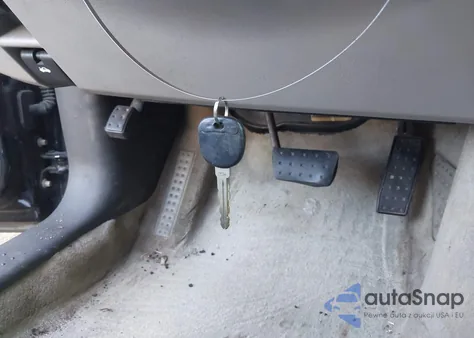 2004 Cadillac Cts Standard из США, поврежденный, VIN 1G6DM577340132037